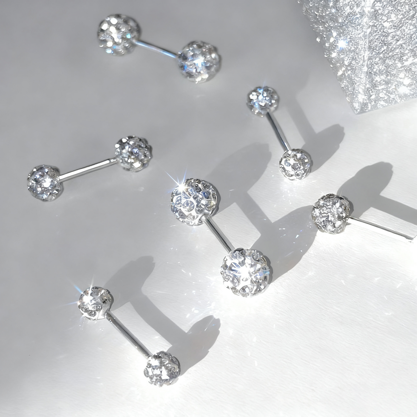 🌟 Pointe d'oreille Luxe à Billes Strass Étincelantes – L'Élégance Ultime pour Chaque Style ! 🌟