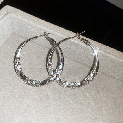 🌙💎Boucles d'oreilles circulaires avec zircon(🔥50% de réduction)